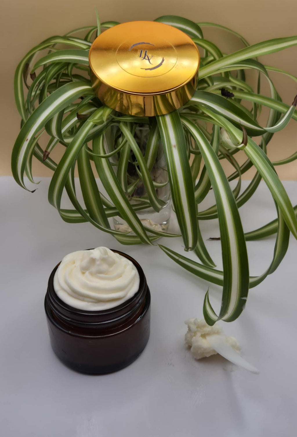 Vanilla and Bourbon Fragrances Facecream